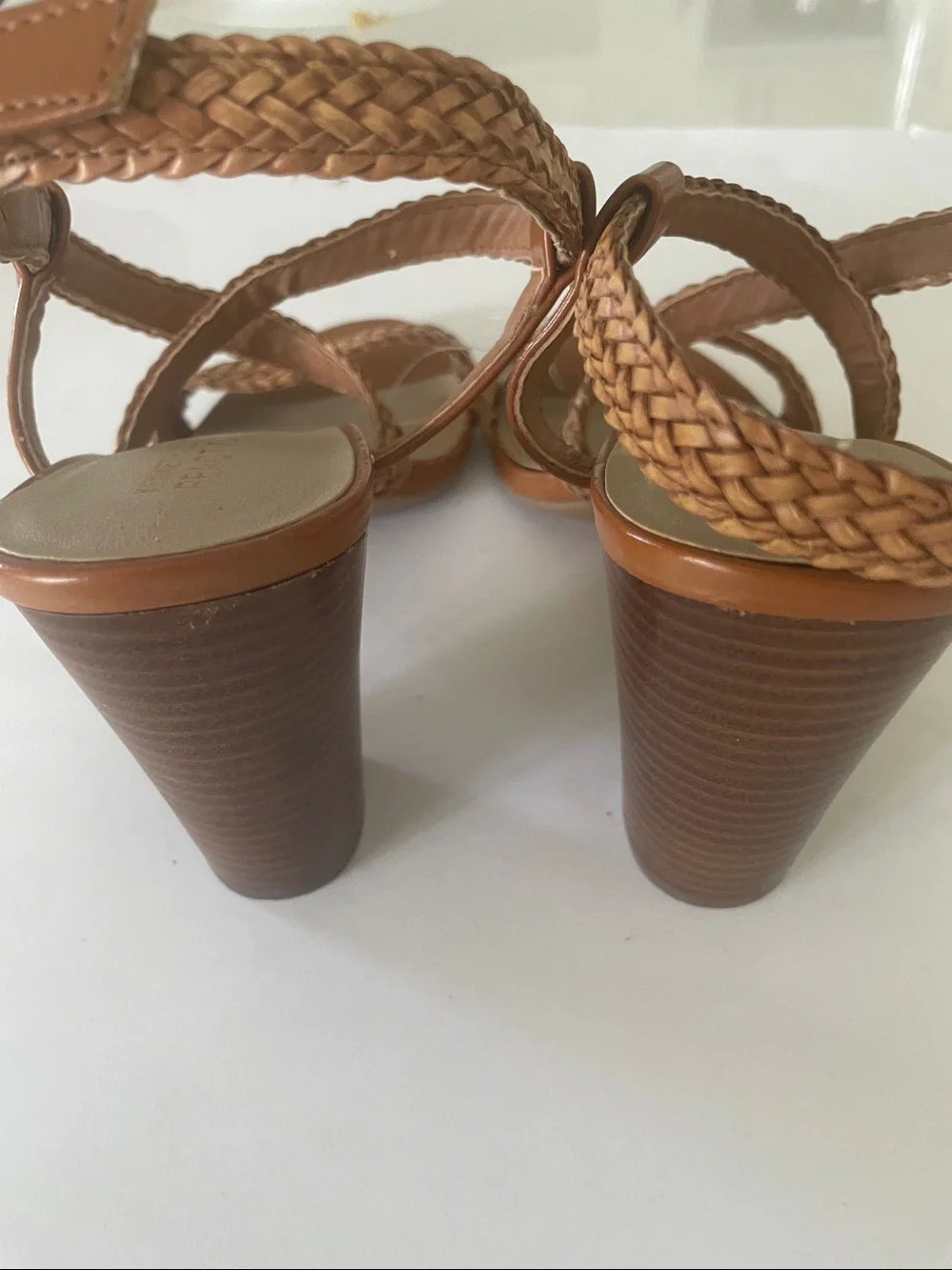 Kenneth Cole Reaction Tan Braided Strap Block Heel  Cheerleader Sandal in size 9